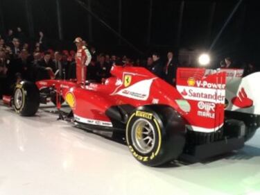 La nuova Ferrari F138 3