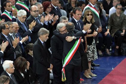 Andria, il funerale delle vittime dello scontro fra treni 20