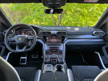 Lamborghini Urus Performante: guarda la gallery del super SUV da 666 CV 16