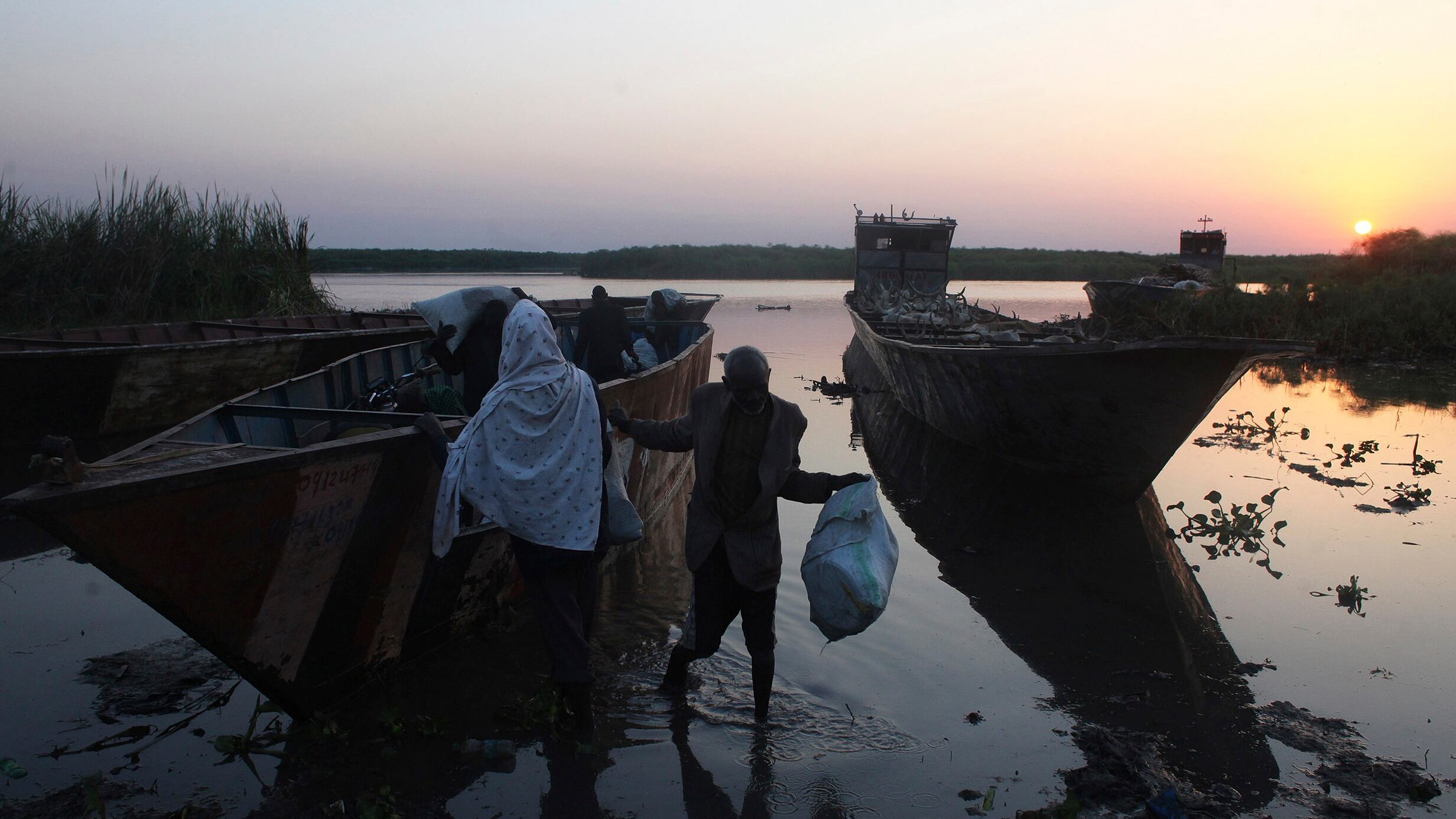 Affonda traghetto carico di sfollati. Oltre duecento morti in Sud Sudan