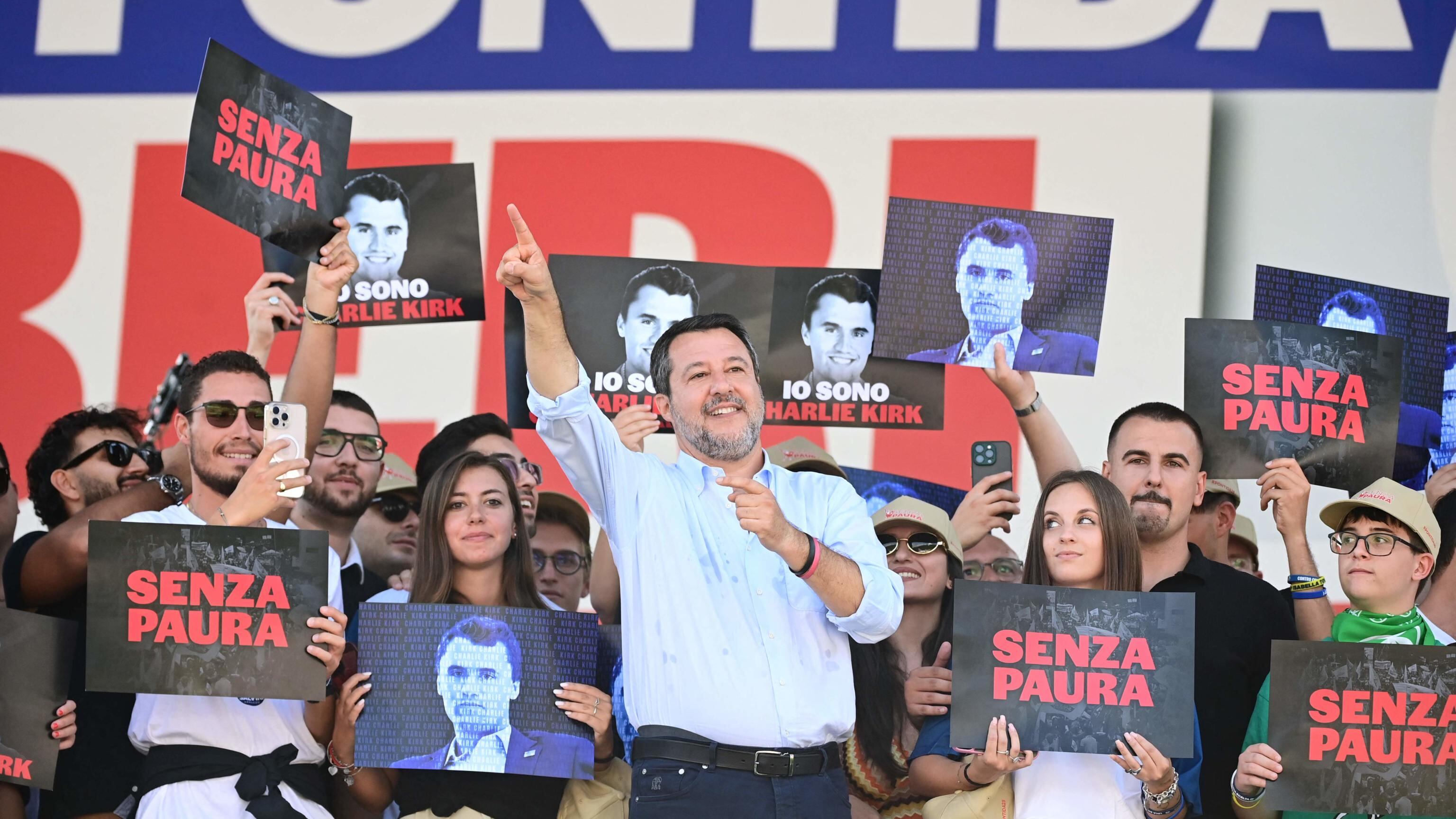 Salvini smonta l'esercito europeo. "Mai in guerra per l'Ucraina"