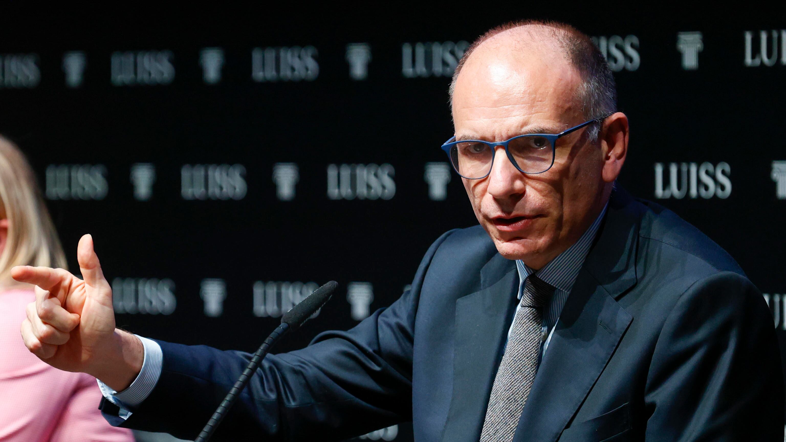 Esultano Chiesa e pro vita. Ma la politica resta divisa