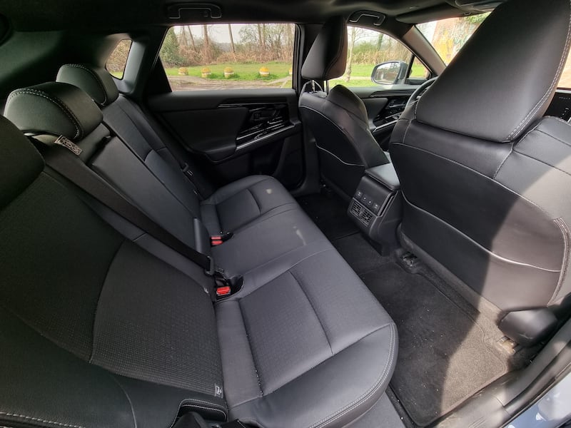 Subaru Solterra, le foto del primo fuoristrada 100% elettrico 18