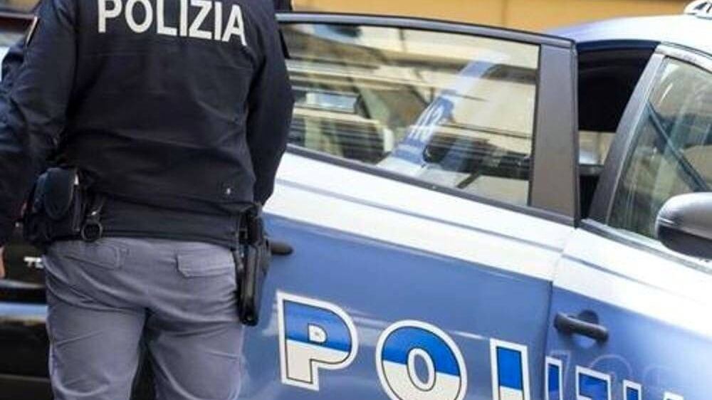 Napoli, madre e figlio trovati morti in casa a Posillipo: è giallo