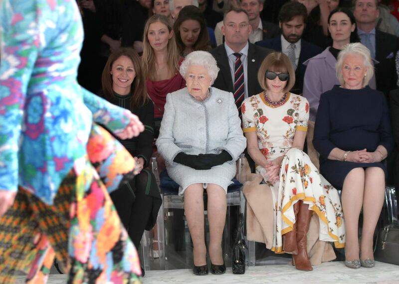 La Regina Elisabetta alla Fashion Week 11