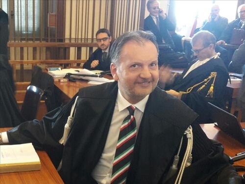 I pm condannati ora saranno sospesi