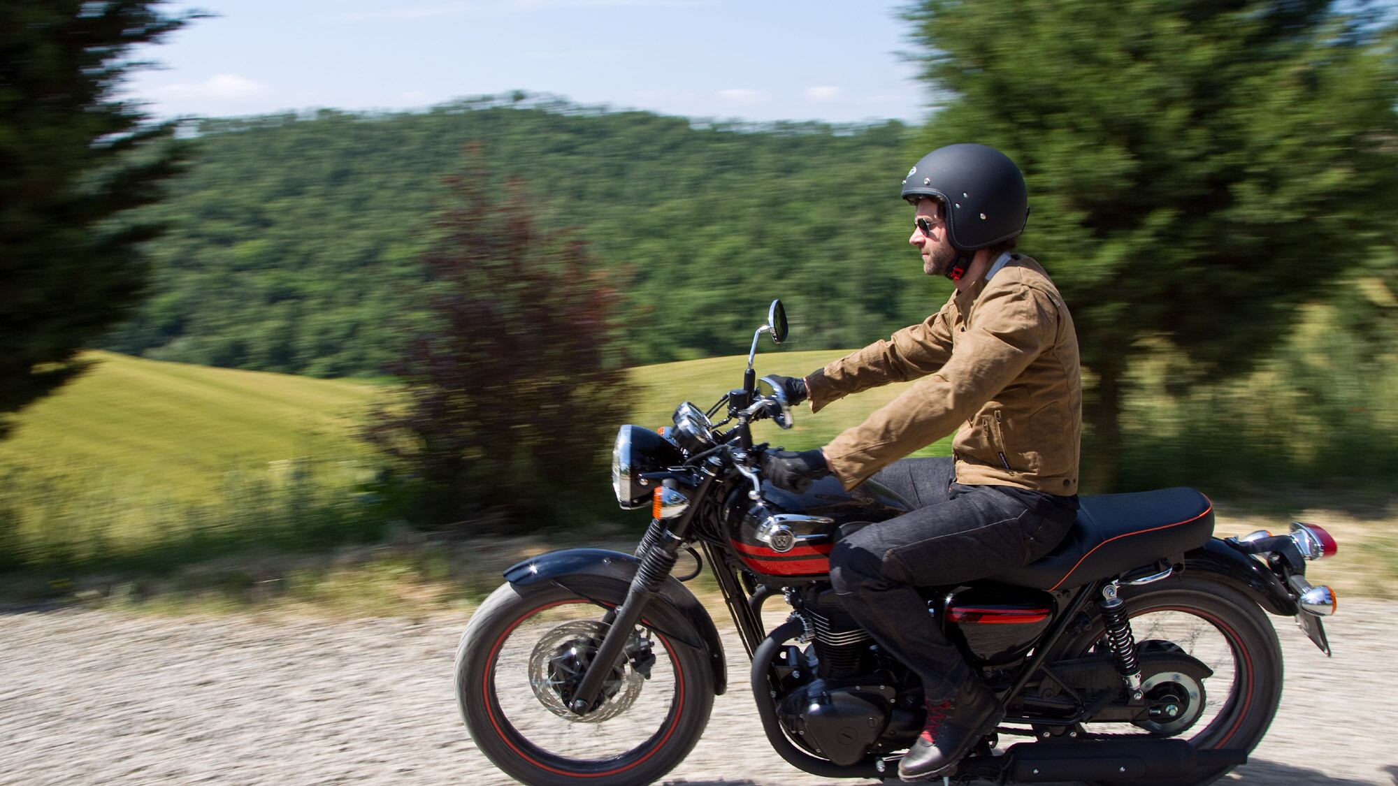 Kawasaki W800, piacere vecchio stile