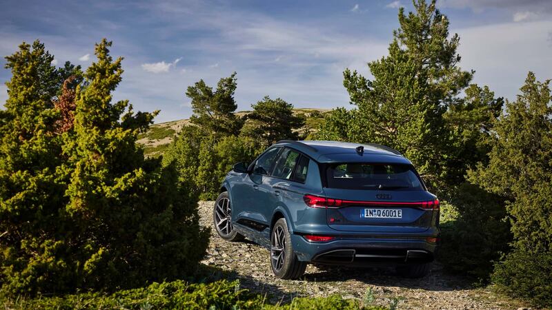 Nuova Audi Q6 e-tron, guarda tutte le foto 12
