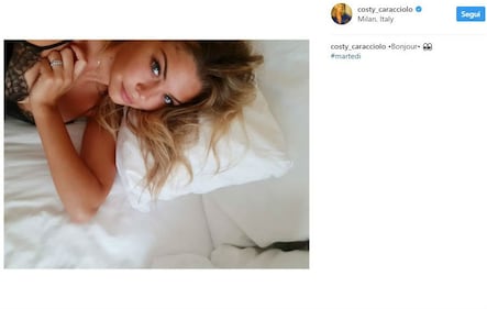 Costanza Caracciolo sexy a letto 2