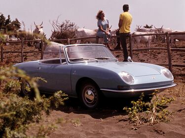 Fiat 850 Spider, guarda gallery 11