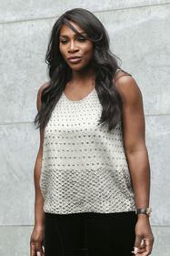 Serena Williams, seno in mostra alla Milano Fashion Week 12