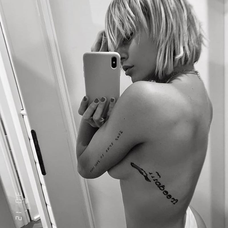 Giulia Provvedi sexy su Instagram: gli scatti di lady Gollini 4