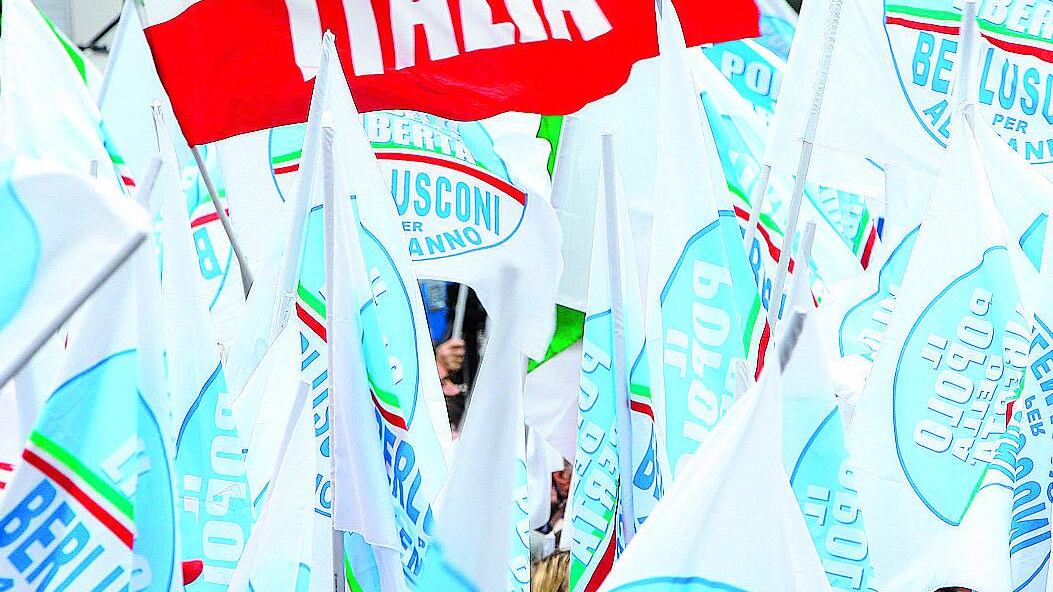 La campagna dei moderati per difendere Berlusconi