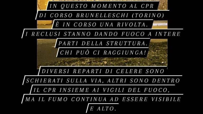 La protesta degli anarchici in strada, le fiamme nelle carceri: si alza la tensione