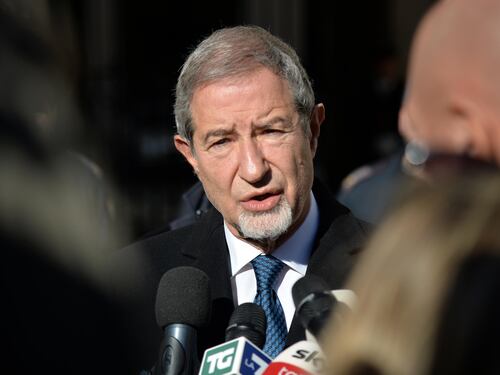 "Nessun invito". "Presenza ministri sempre gradita": lo scambio tra Musumeci e Quirinale