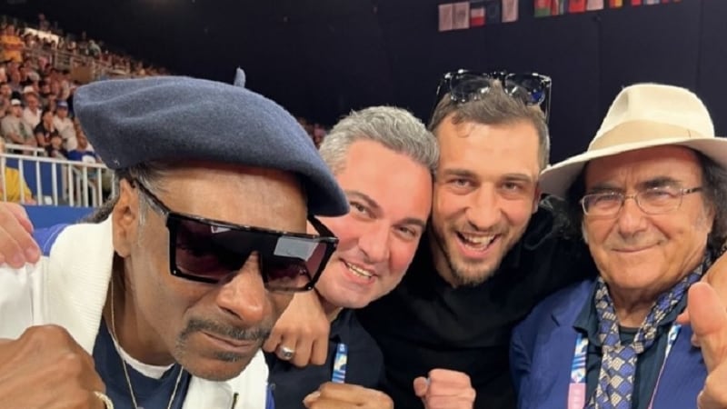 Al Bano insieme a Snoop Dogg a Parigi 2024, la foto è virale sui social network