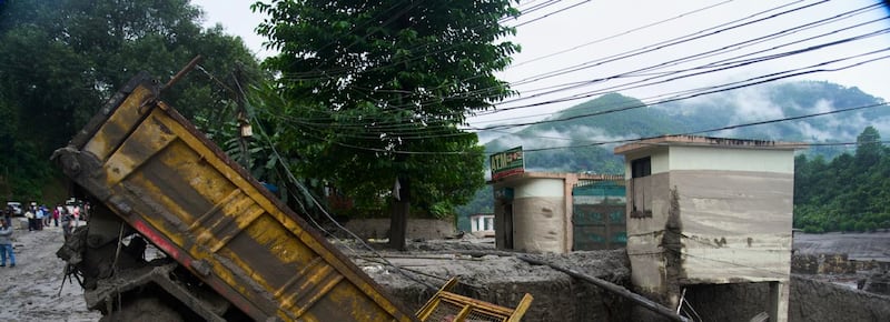 Alluvione in Nepal, il bilancio sale a 547 morti e 977 dispersi. L’Ue stanzia 2 milioni di aiuti. Arrivata a Kathmandu la task force della Farnesina