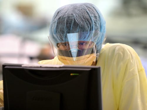 Nuova Sars, scatta l'allarme: 10 casi positivi in Toscana, i malati non sono a rischio