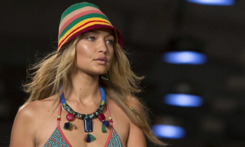 Gigi Hadid, sexy immagini 6