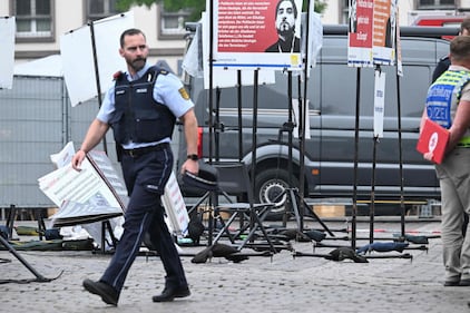 Auto sulla folla in Germania: le immagini dei soccorsi 5