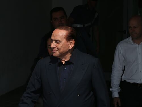Berlusconi: "Con M5S al comando soffrono lavoro e imprese. Conte da Trump? Solo simpatia"
