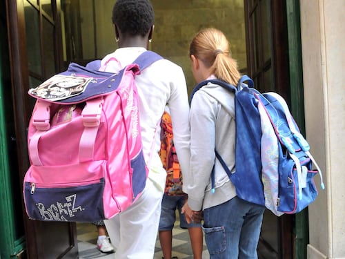 Ius scholae sì o no? La Francia verso la "patente" di cittadinanza