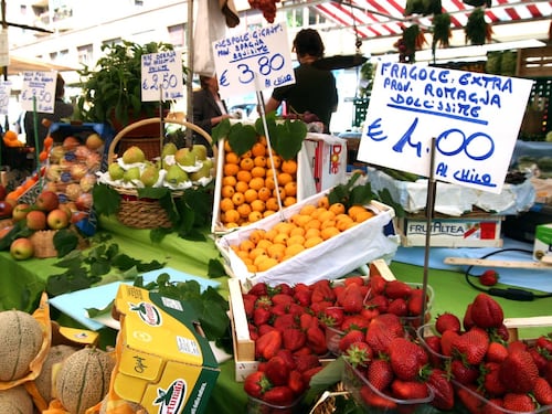 Allarme della Coldiretti: "Frutta tossica spagnola"