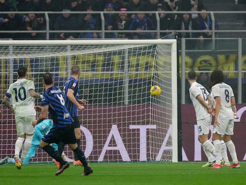 Bufera per il gol di Arnautović, il Var non interviene. Inter-Lazio diventa un caso
