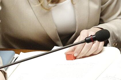 Pausa ''cioccolatino'' per il ministro Boschi 8