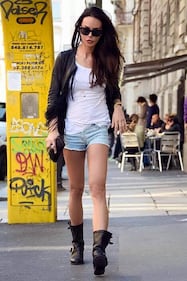 Nina Moric, 40 anni bollenti 11
