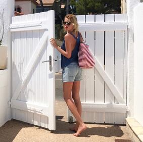 Alessia Marcuzzi sexy in bikini 10