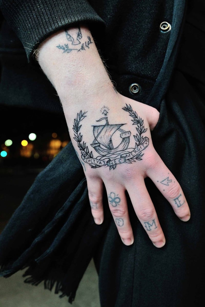I tatuaggi dei sopravvissuti del Bataclan  4
