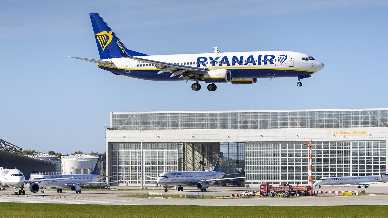 Ryanair rimborsa i costi extra sul check-in online. Chi ne ha diritto e come richiederlo