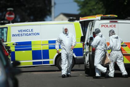 Orrore a Nottingham, tre persone accoltellate a morte: le immagini  9