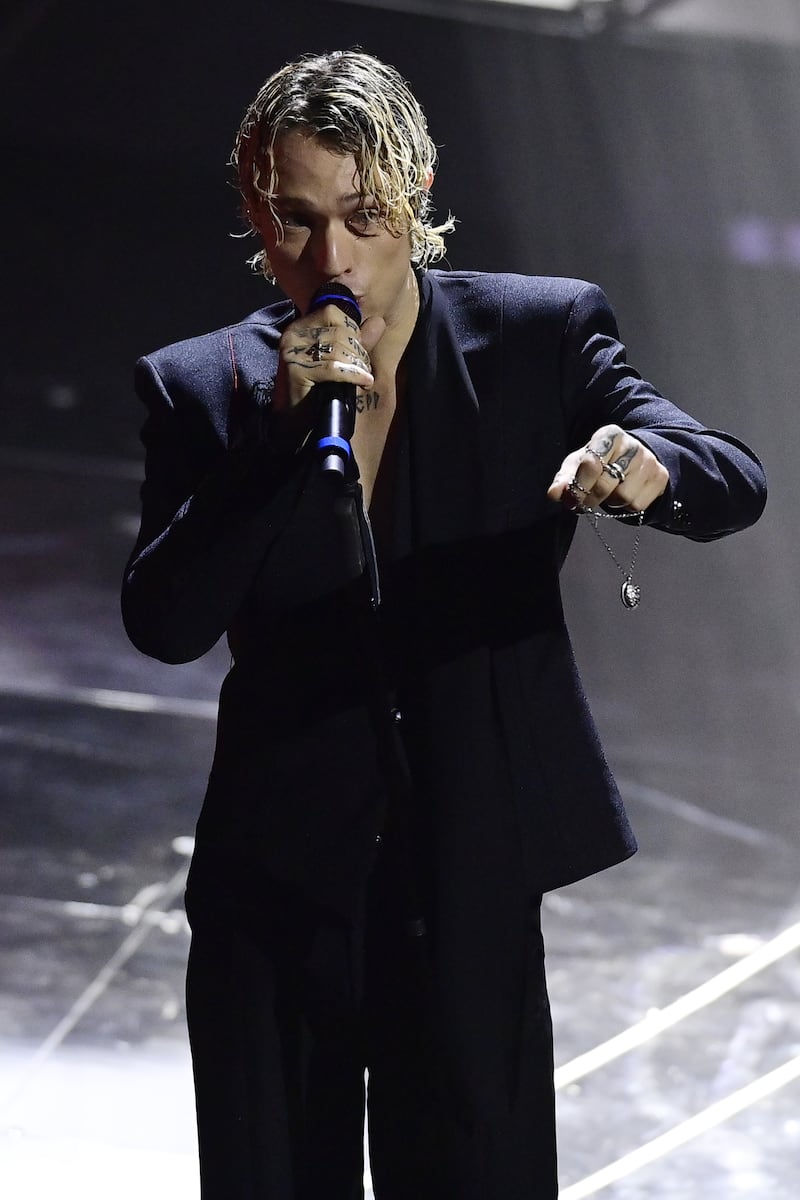 Sanremo 2024: ecco il look della finalissima del Festival di Irama 2