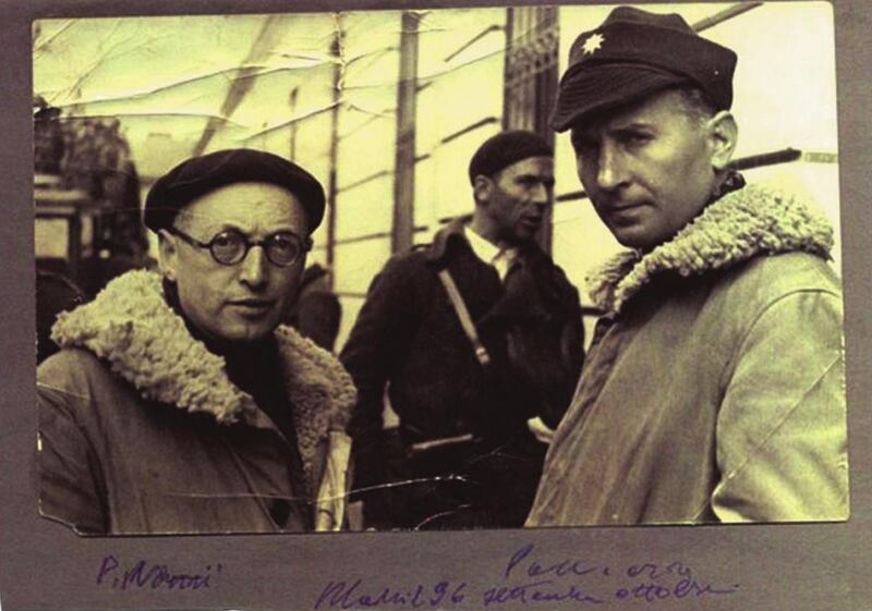 Pacciardi con Pietro Nenni nel settembre del 1936 (Archivio di Stato del Cantone Ticino; Fondazione Pellegrini-Canevascini, Bellinzona)