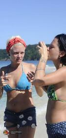 Isola dei Famosi: i costumi hot 10