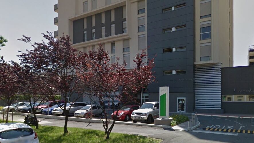 Ragazzo morto in hotel, i compagni: "Avevamo bevuto e fumato"