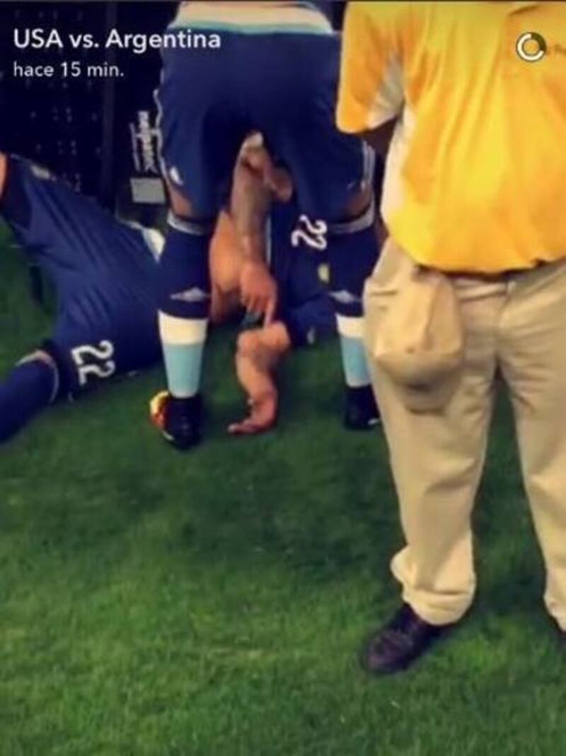 L'infortunio choc di Lavezzi 1