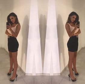 Anna Tatangelo, gambe mozzafiato 15