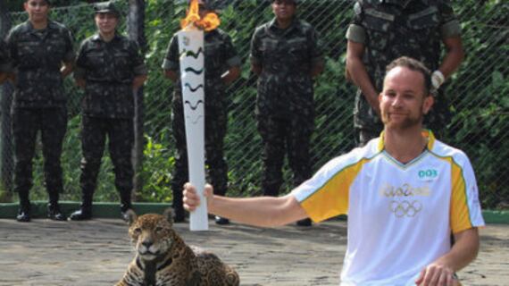 Rio 2016, giaguaro sfila con atleti. Poi prova a scappare e viene ucciso