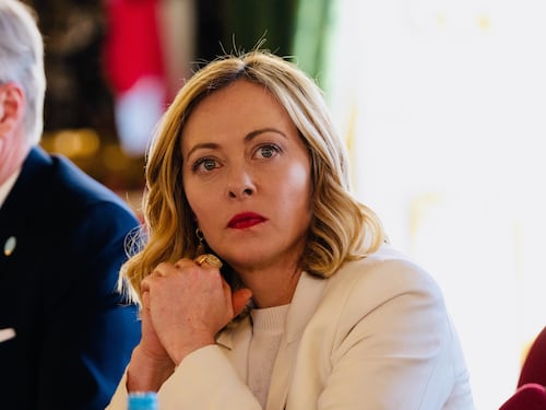 Meloni: "Farò di tutto per tenere unito l'Occidente". Ma frena sulle truppe in Ucraina