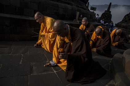 Le celebrazioni per il compleanno di Buddha 5