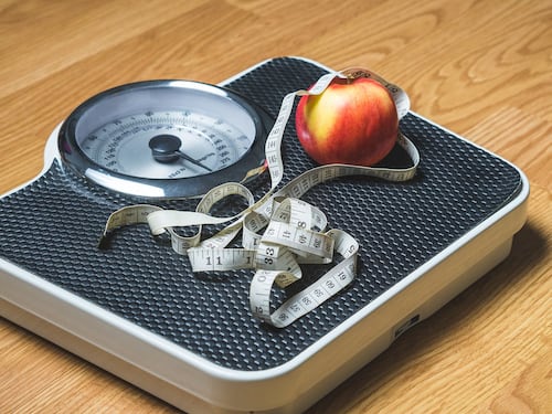 Dieta: i trucchi per perdere peso senza fare la fame
