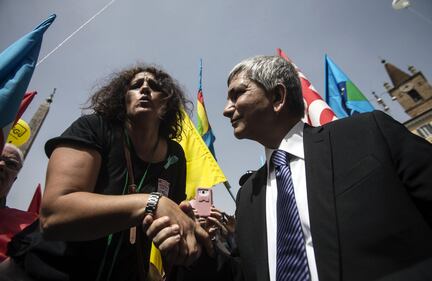 La "buona scuola" in piazza contro la riforma:  "Renzi puffarolo" 13