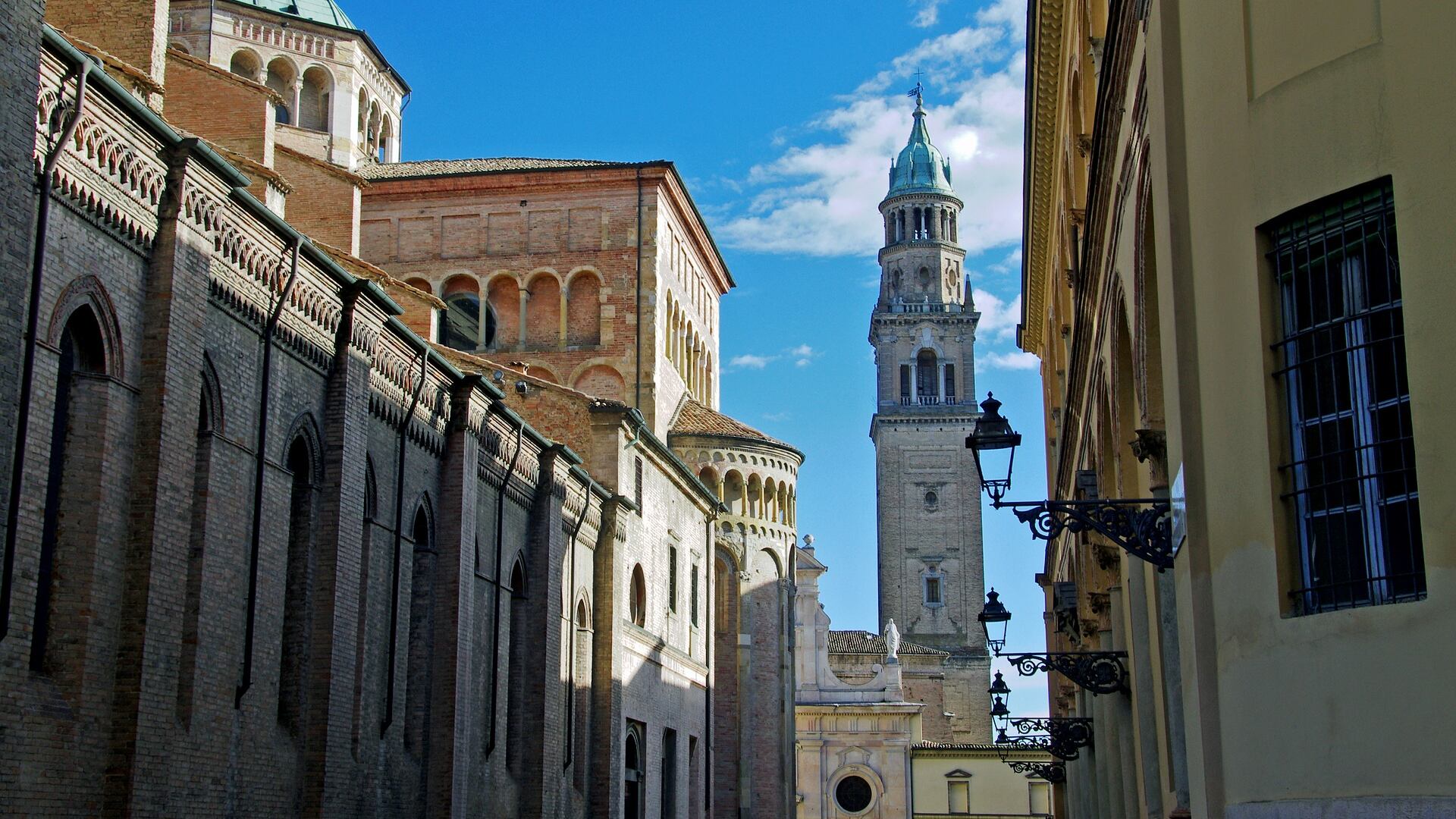 Parma, non solo salumi: l’antica arte dei profumi
