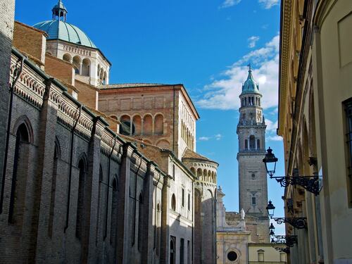 Parma, non solo salumi: l’antica arte dei profumi