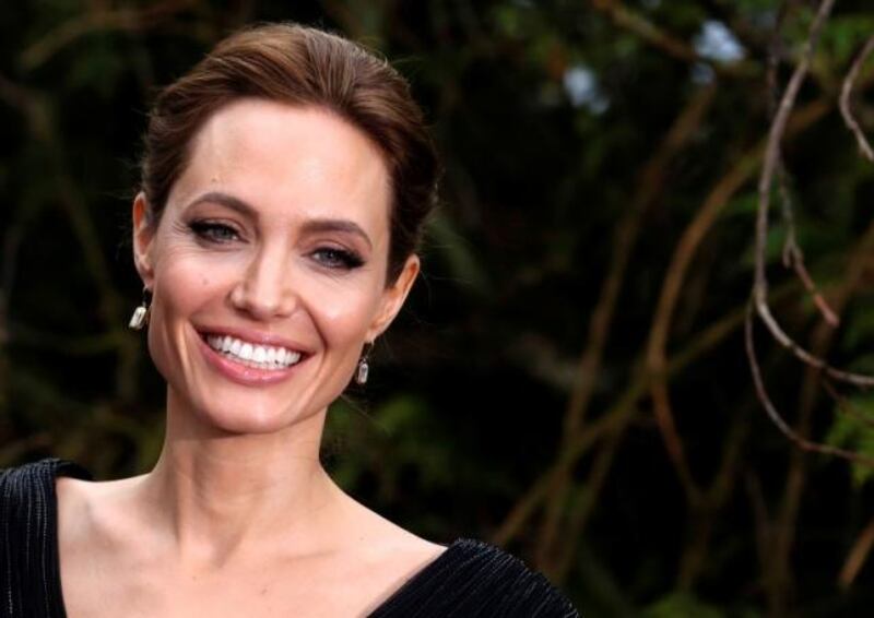 Angelina Jolie, immagini della sexy attrice 23