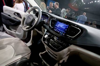 Ecco la Chrysler Pacifica 8