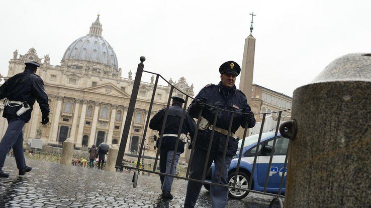 Fermata auto del Vaticano con quattro chili di cocaina